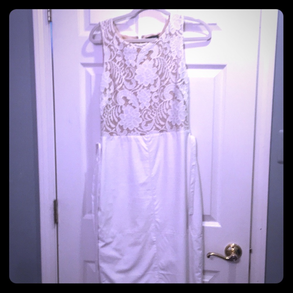 Bebe size 8 dress